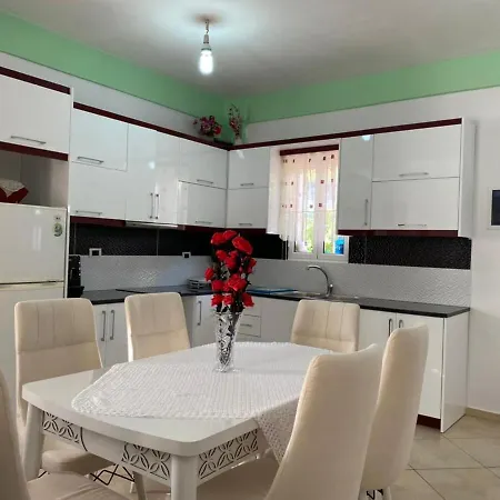 Apartment Krenar Voda Ksamil